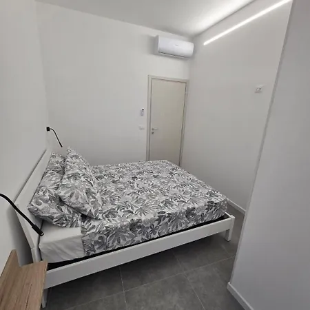 Danito 6 Matrimoniale 3* Ancône