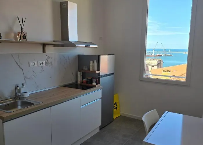 Danito 6 Matrimoniale 150 Passi Dal Centro Affittacamere 3*