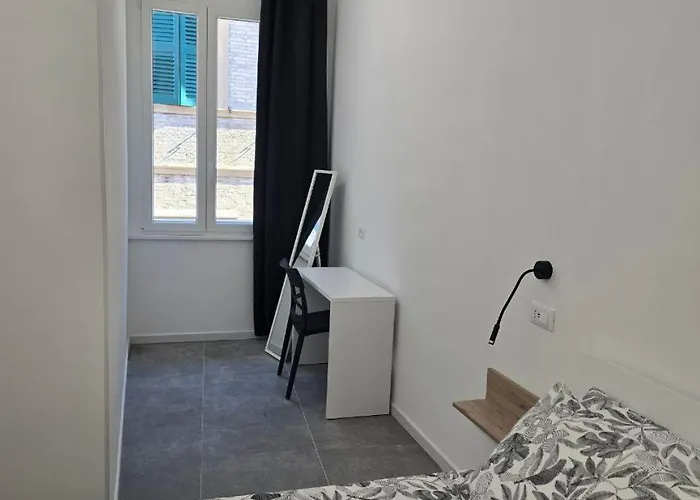 Affittacamere Danito 6 Matrimoniale 150 Passi Dal Centro Ancona
